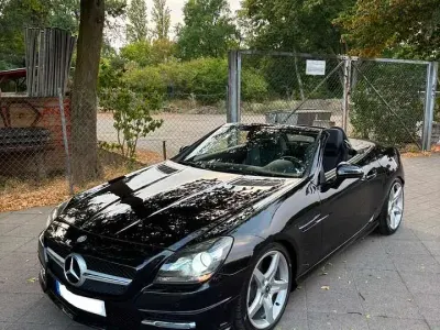 Gebraucht Mercedes SLK200 AMG 184 PS (135 kW) 2013 Schwarz Cabrio