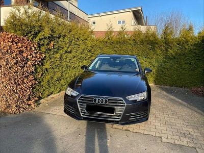 Gebraucht Audi A4 Design 190 PS (139 kW) 2016 Blau Kombi