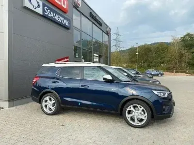 Gebraucht SsangYong Tivoli 163 PS (119 kW) 2022 Blau SUV