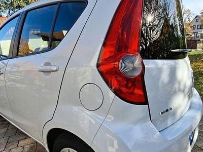 Usado Opel Agila Edition 94 HP (69 kW) 2012 Branco Sedan