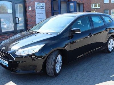 Usata Ford Focus Trend 101 CV (74 kW) 2017 Nero Berlina