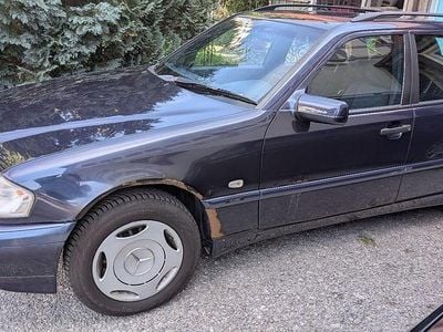Mercedes C180
