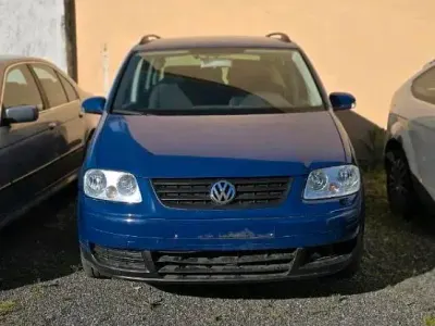 Gebraucht VW Touran 102 PS (75 kW) 2005 Blau Van / Kleinbus