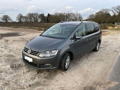 Gebraucht VW Sharan Highline 140 PS (102 kW) 2012 Grau Van / Kleinbus