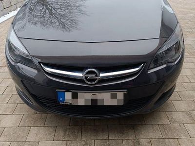 Gebraucht Opel Astra Energy 131 PS (96 kW) 2014 Grau Limousine