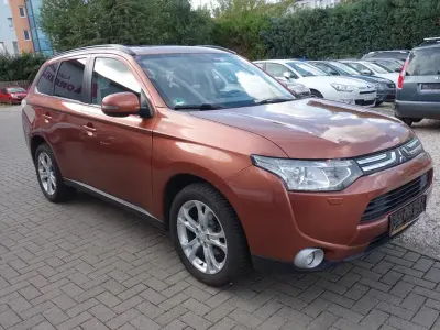 Gebraucht Mitsubishi Outlander Instyle 150 PS (110 kW) 2012 Braun SUV
