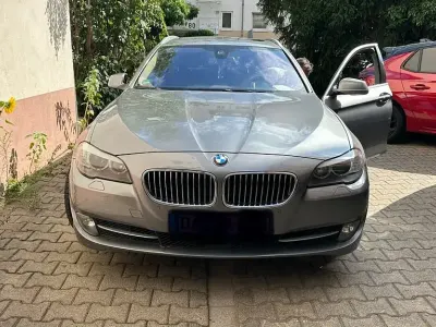 Gebraucht BMW 525 Sport Line 218 PS (160 kW) 2012 Limousine