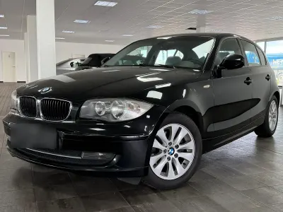 Gebraucht BMW 120 177 PS (130 kW) 2011 Schwarz Kleinwagen