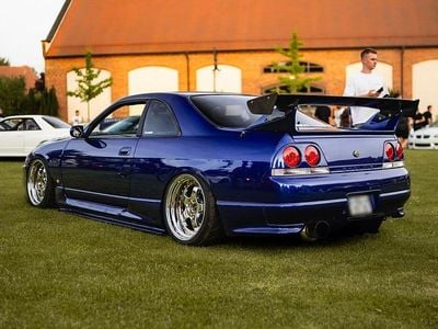 Usata Nissan Skyline 500 CV (367 kW) 1998 Blu Berlina