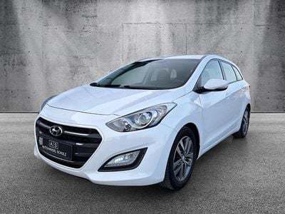 Usata Hyundai i30 Trend 110 CV (80 kW) 2016 Bianco Station wagon