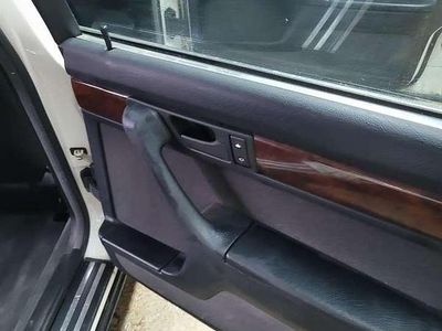 Second-hand BMW 730 188 CP (138 kW) 1990 Alb Berlinǎ