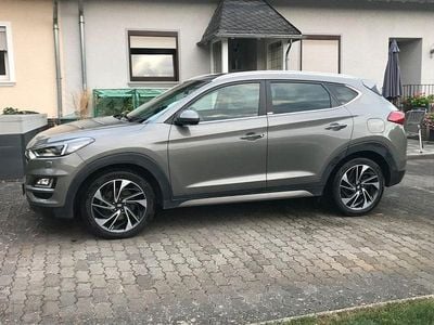 Gebraucht Hyundai Tucson Premium 177 PS (130 kW) 2019 Grau SUV