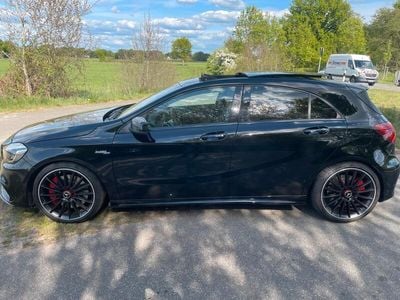 Mercedes A45 AMG
