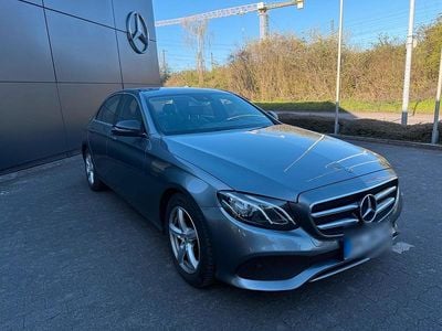 Gebraucht Mercedes E200 197 PS (144 kW) 2019 Grau Limousine