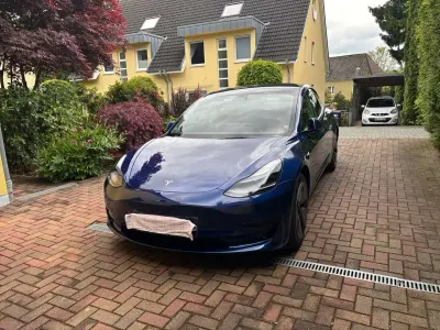 Gebraucht Tesla Model 3 Standard Range 208 kW (283 PS) 2022 Blau Limousine