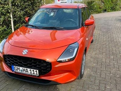 Usata Suzuki Swift Club 83 CV (61 kW) 2025 Arancione Berlina