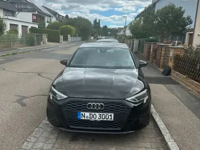 Gebraucht Audi A3 Sport 110 PS (80 kW) 2021 Schwarz Limousine