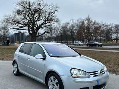 Gebraucht VW Golf V 140 PS (102 kW) 2006 Silber Kleinwagen