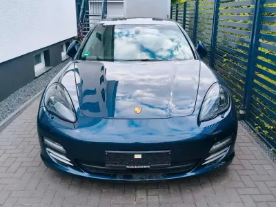 Gebraucht Porsche Panamera 4S 400 PS (294 kW) 2011 Blau Limousine