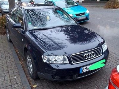 Second-hand Audi A4 102 CP (75 kW) 2002 Albastru Berlinǎ