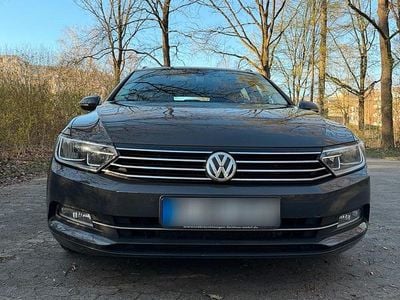 Gebraucht VW Passat 150 PS (110 kW) 2015 Grau Kombi