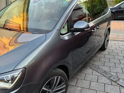 Gebraucht Seat Alhambra FR-Line 177 PS (130 kW) 2020 Grau Van / Kleinbus