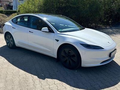 Gebraucht Tesla Model 3 RWD 211 kW (288 PS) 2023 Weiß Limousine