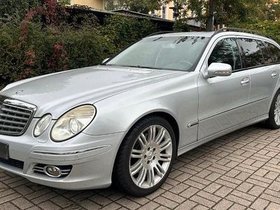 Second-hand Mercedes E200 Sport 184 CP (135 kW) 2008 Argintiu Break