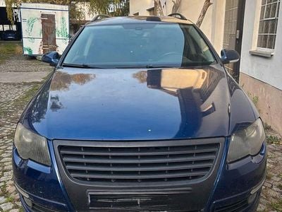 Gebraucht VW Passat 150 PS (110 kW) 2008 Blau Kombi