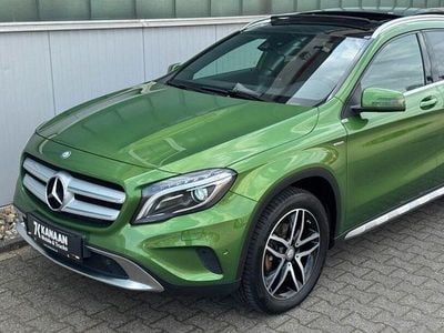 Usata Mercedes GLA200 Urban 136 CV (100 kW) 2017 Verde SUV