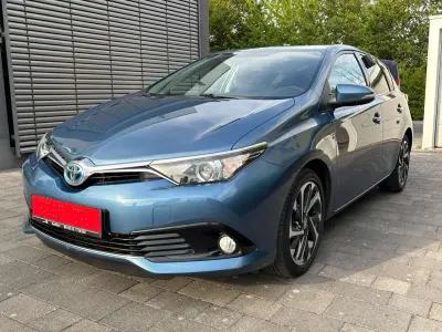 Gebraucht Toyota Auris Hybrid Design 99 PS (72 kW) 2015 Blue metallic Kleinwagen
