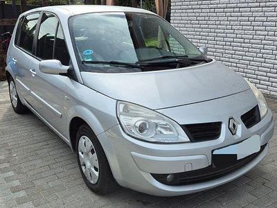 Grau Gebraucht 2008 Renault Scénic II Van / Kleinbus | 2.800 € (Etwas zu teuer)