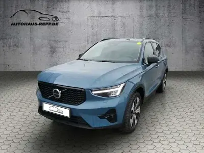 Gebraucht Volvo XC40 Plus 192 PS (141 kW) 2023 Fjord blue SUV