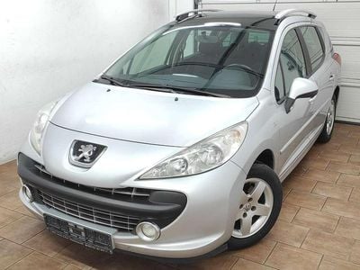 Aluminiumgrau/metallic Gebraucht 2008 Peugeot 207 Kombi | 1.499 € (Guter Preis)