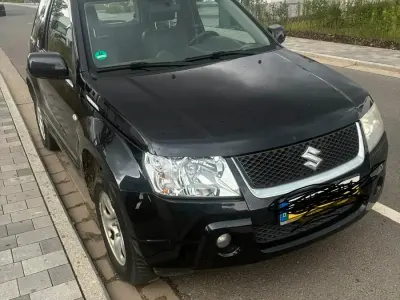 Gebraucht Suzuki Grand Vitara 129 PS (94 kW) 2008 Schwarz SUV