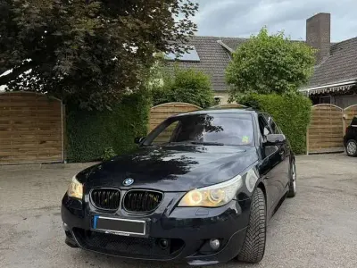 Gebraucht BMW 550 Sport Line 367 PS (269 kW) 2008 Schwarz Limousine