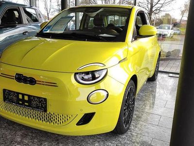 Neu Fiat 500e Icon 86 kW (118 PS) 2025 Gelb Kleinwagen