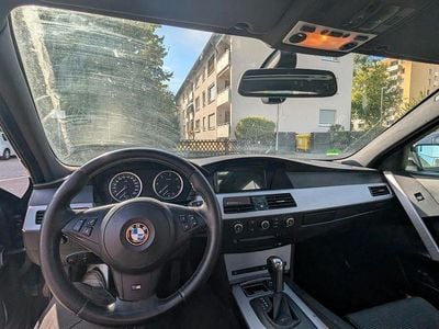 BMW 525