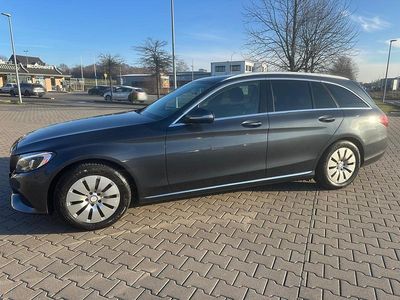 Gebraucht Mercedes C250 204 PS (150 kW) 2016 Grau Kombi