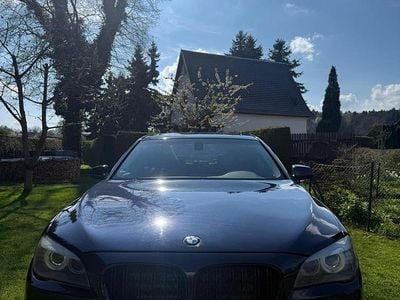 Second-hand BMW 730 245 CP (180 kW) 2010 Albastru Berlinǎ