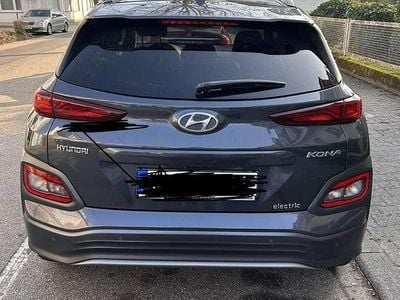 Grau Gebraucht 2020 Hyundai Kona Advantage SUV | 15.500 € (Fairer Preis)