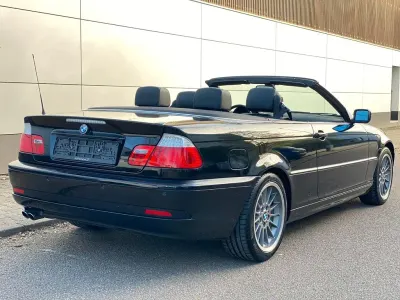 Gebraucht BMW 320 Cabriolet Exclusive 170 PS (125 kW) 2005 Schwarz Cabrio