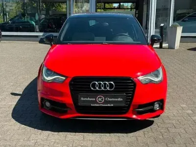 Gebraucht Audi A1 Sportback Admired 86 PS (63 kW) 2014 Rot Kleinwagen