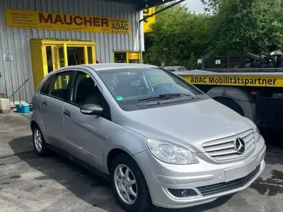 Gebraucht Mercedes B170 116 PS (85 kW) 2007 Silber Van / Kleinbus