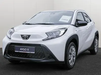 Gebraucht Toyota Aygo X Play 72 PS (52 kW) 2025 Weiß SUV