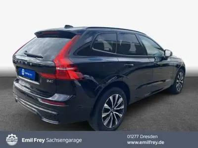 Gebraucht Volvo XC60 145 PS (106 kW) 2023 SUV