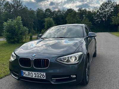 Silber Gebraucht 2014 BMW 118 Kleinwagen | 9.800 € (Teuer)