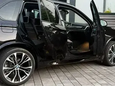 Gebraucht BMW X5 M50 Performance 381 PS (280 kW) 2017 Schwarz SUV