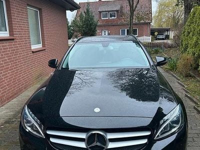 Gebraucht Mercedes C180 116 PS (85 kW) 2016 Schwarz Kombi