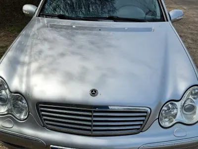 Usata Mercedes 320 218 CV (160 kW) 2002 Argento Berlina